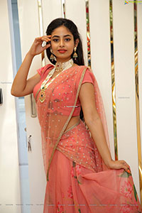 Model Honey Chowdari in Peach Lehenga Choli