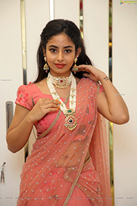 Model Honey Chowdari in Peach Lehenga Choli