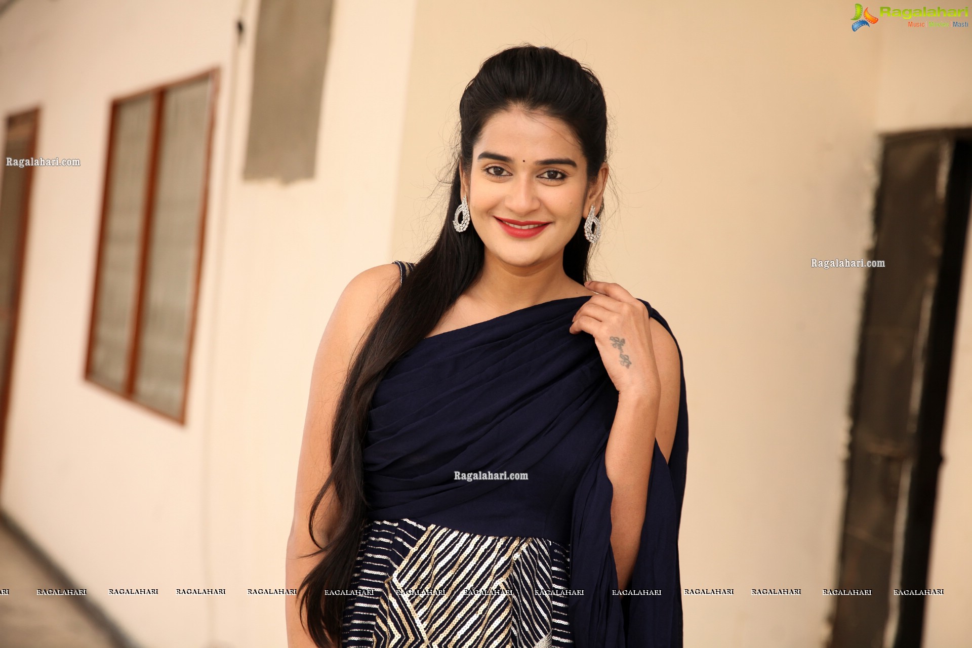 Jenny Honey Latest Photoshoot Stills, HD Gallery