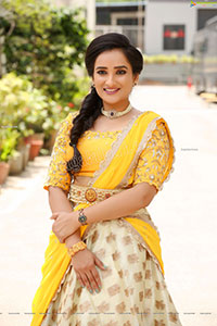 Madhu Krishnan in Cream and Yellow Lehenga Choli