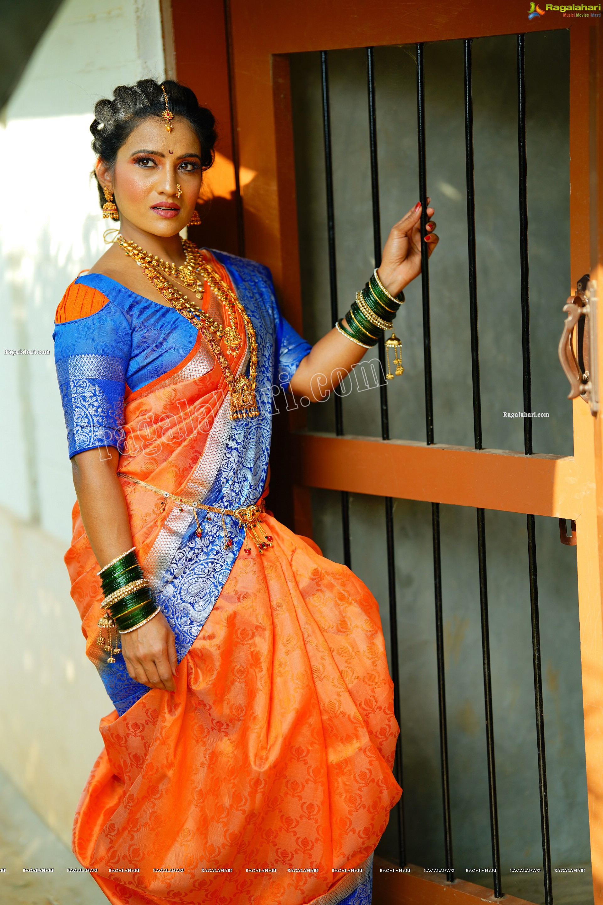 Mamatha Rahuth in Orange Saree Gochikattu Style, HD Photo Gallery