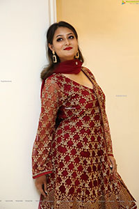 Nilofer Haidry in Red Churidar