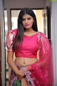 Sindhu Manthri in Green and Pink Lehenga Choli