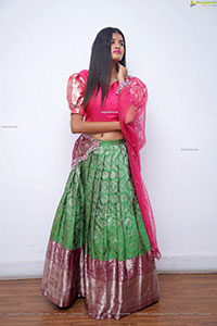 Sindhu Manthri in Green and Pink Lehenga Choli