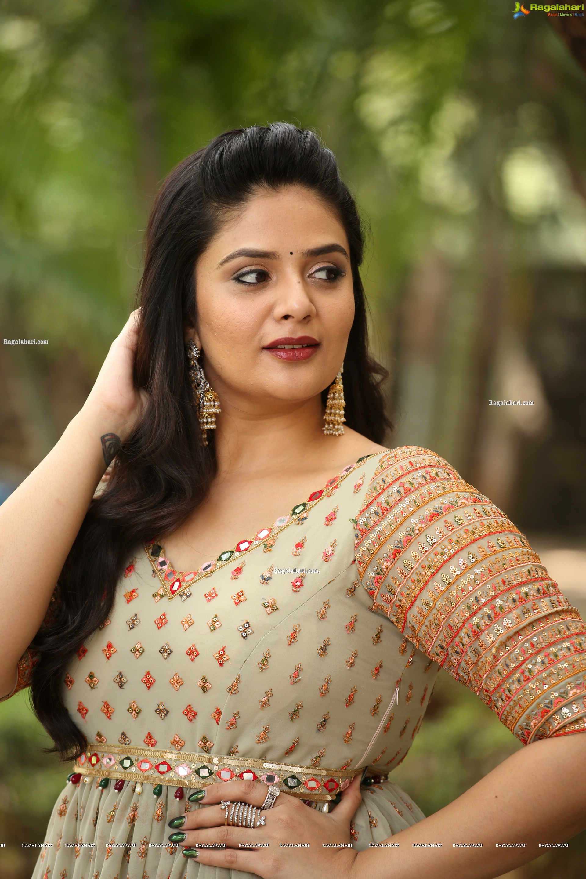 Sreemukhi at Crazy Uncles Movie Song Launch, HD Photo Gallery