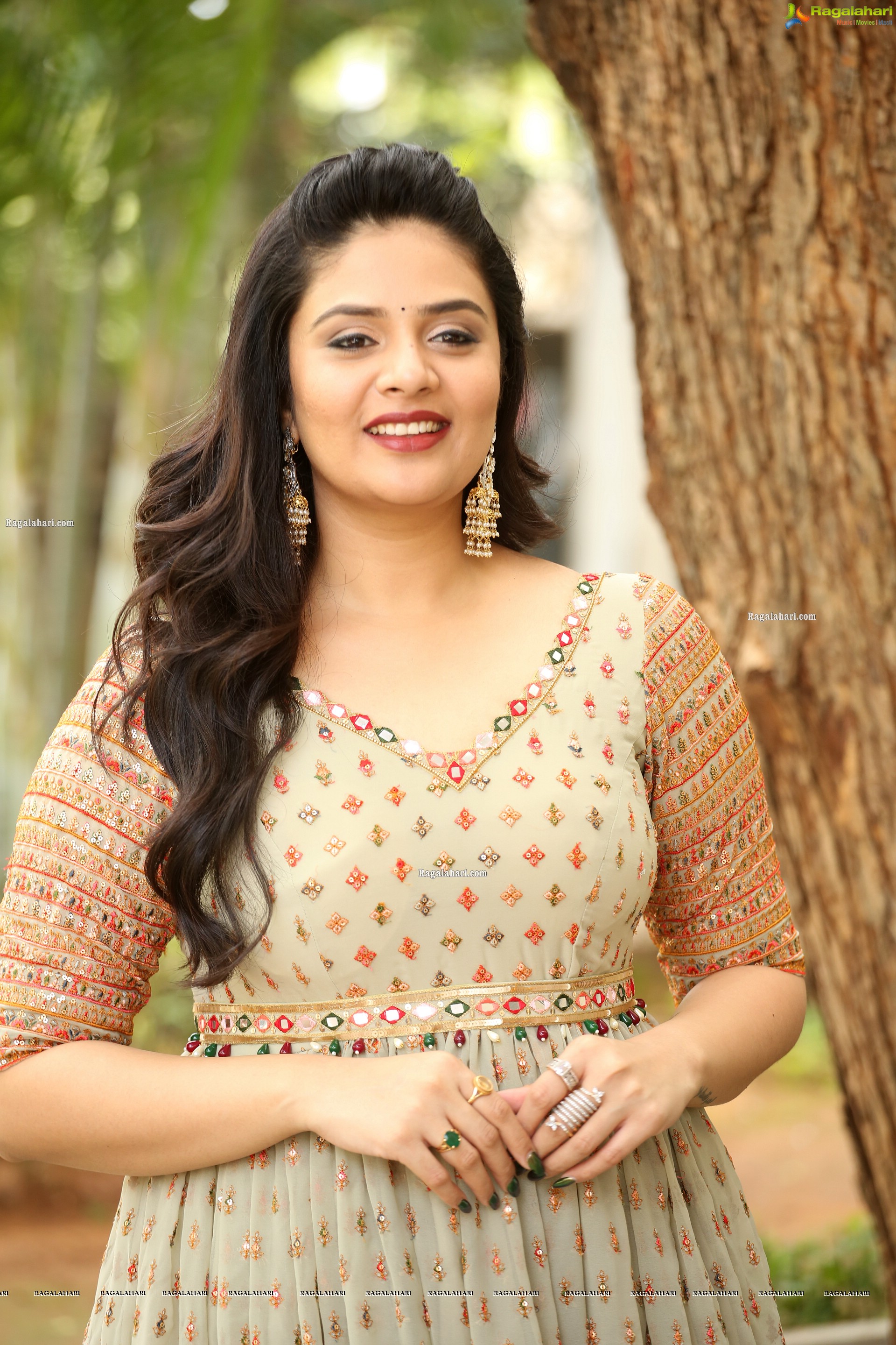 Sreemukhi at Crazy Uncles Movie Song Launch, HD Photo Gallery