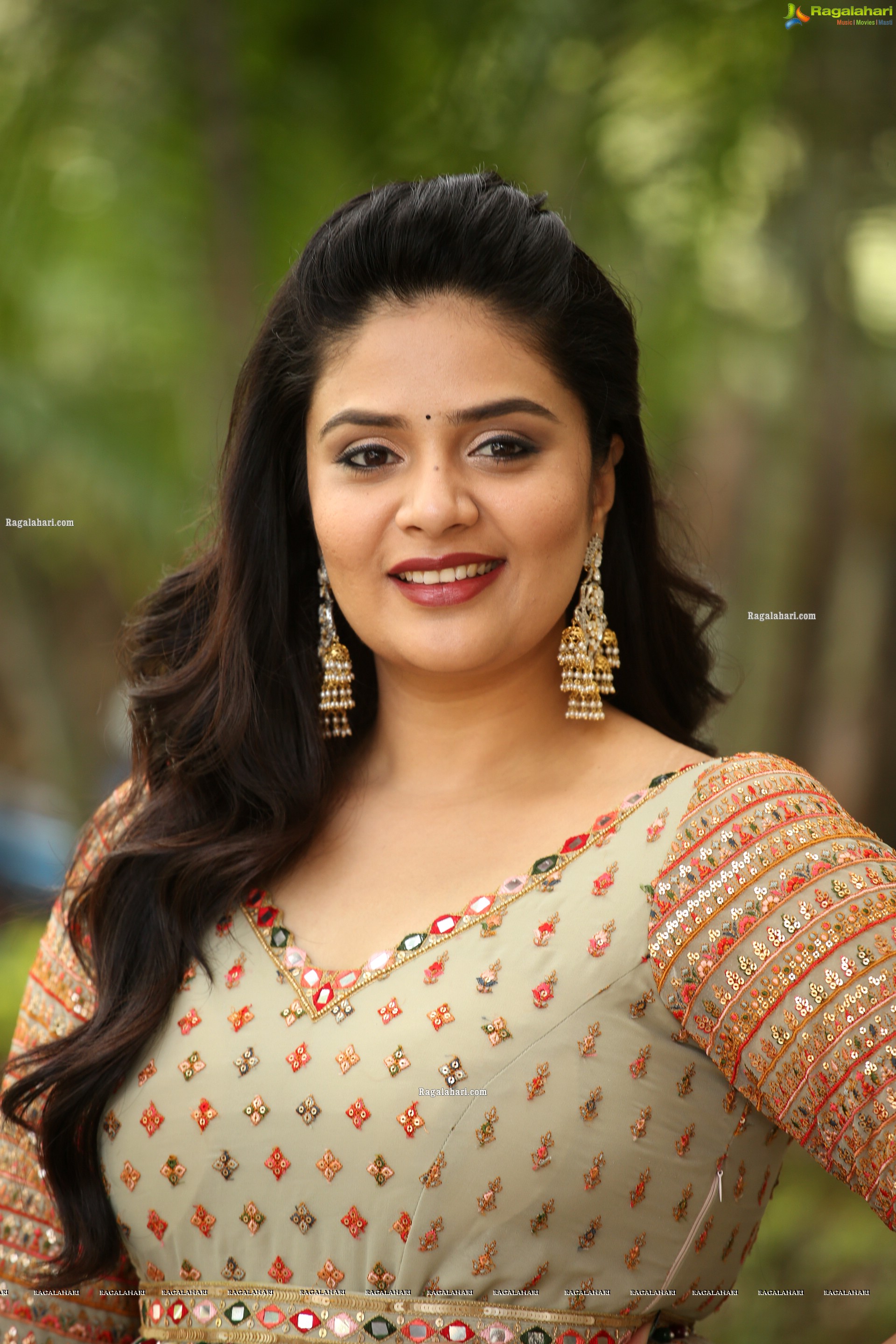 Sreemukhi at Crazy Uncles Movie Song Launch, HD Photo Gallery