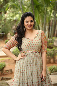 Sreemukhi HD Stills at Crazy Uncles Movie Song Launch