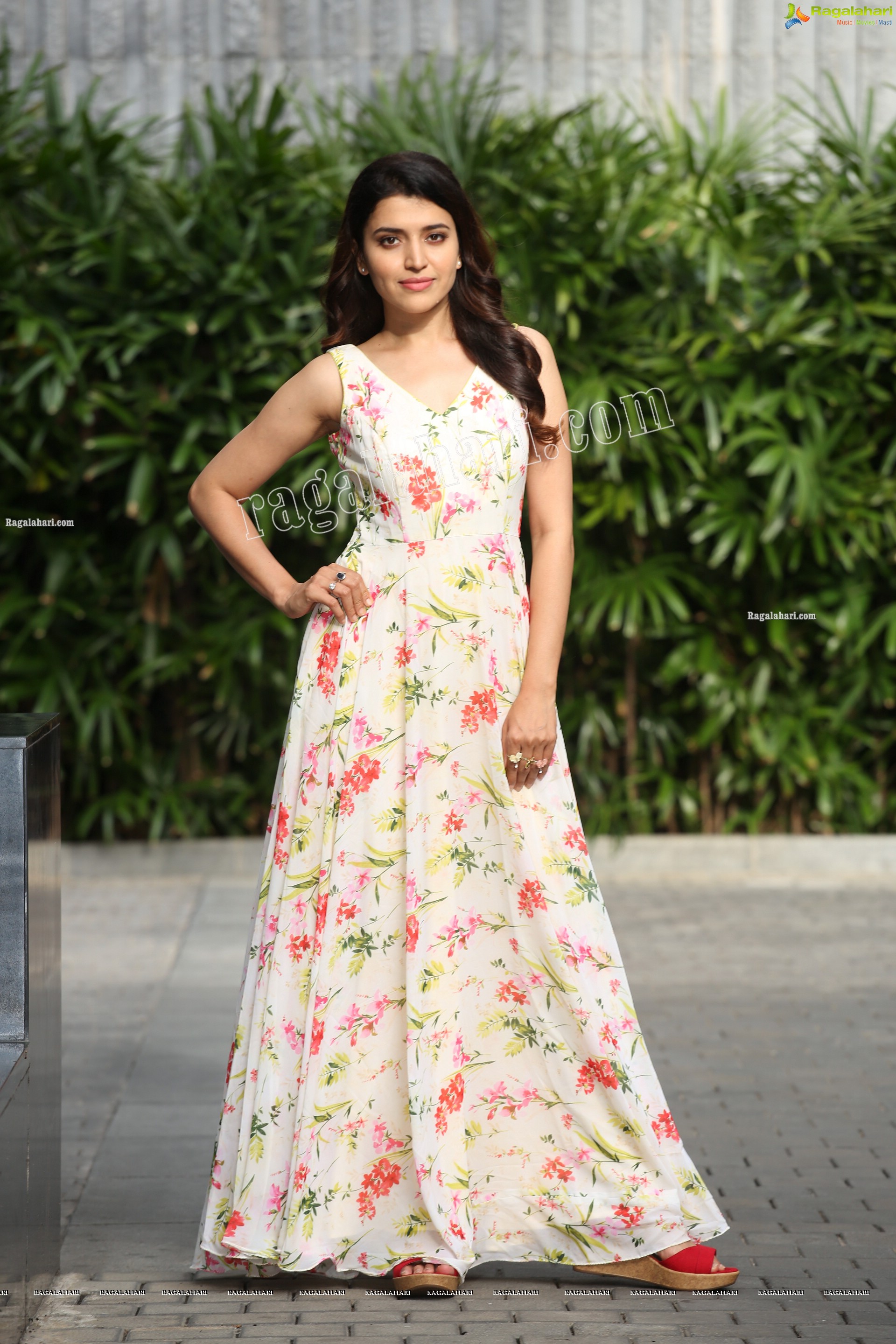 Chitra Shukla in White Floral Dress, Exclusive Photoshoot