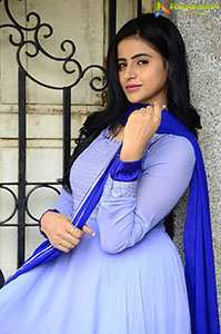 Naveena Reddy Latest Stills