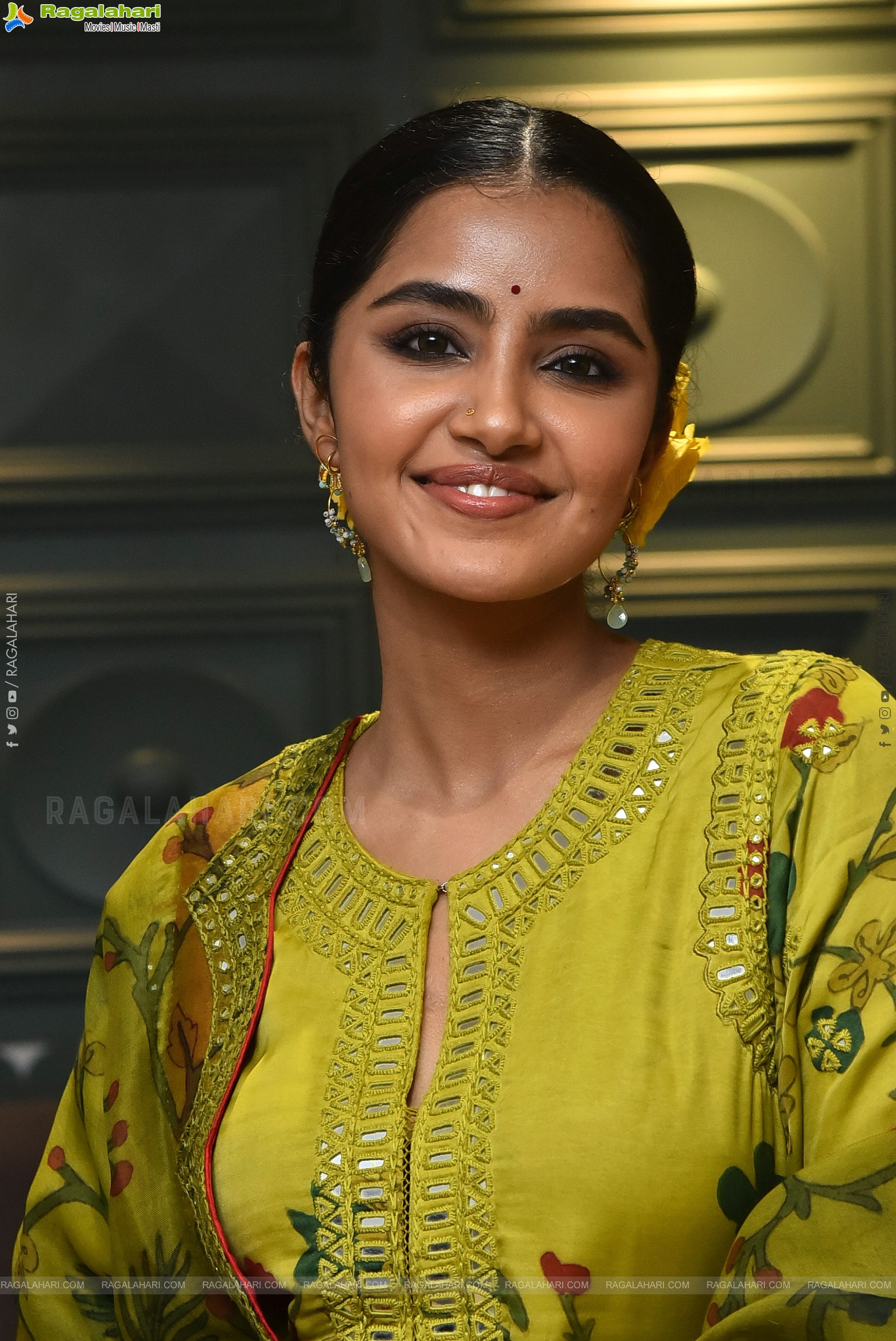 Anupama Parameswaran Stills at The Story Of a Beautiful Girl Movie First Look Launch