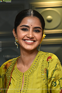 Anupama Parameswaran Stills