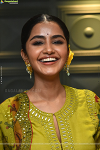 Anupama Parameswaran Stills