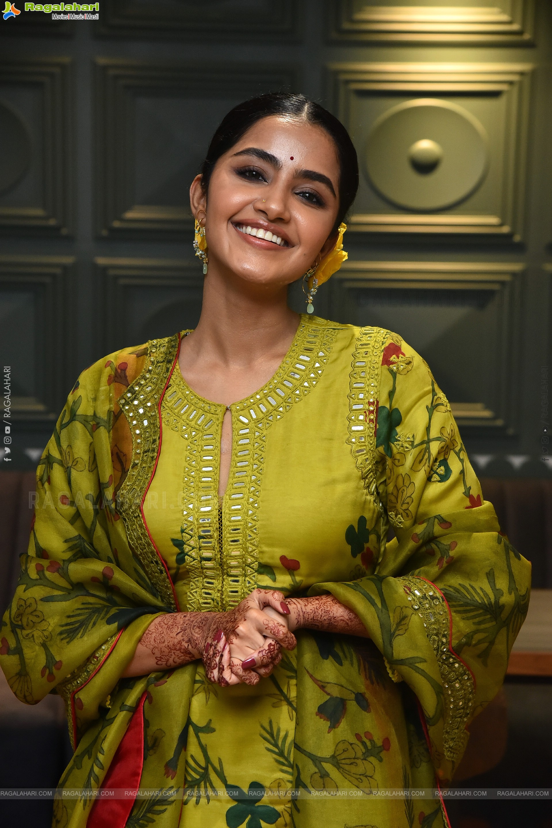 Anupama Parameswaran Stills at The Story Of a Beautiful Girl Movie First Look Launch