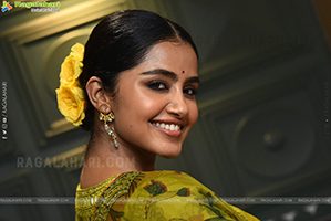 Anupama Parameswaran Stills