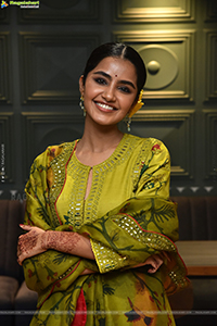 Anupama Parameswaran Stills