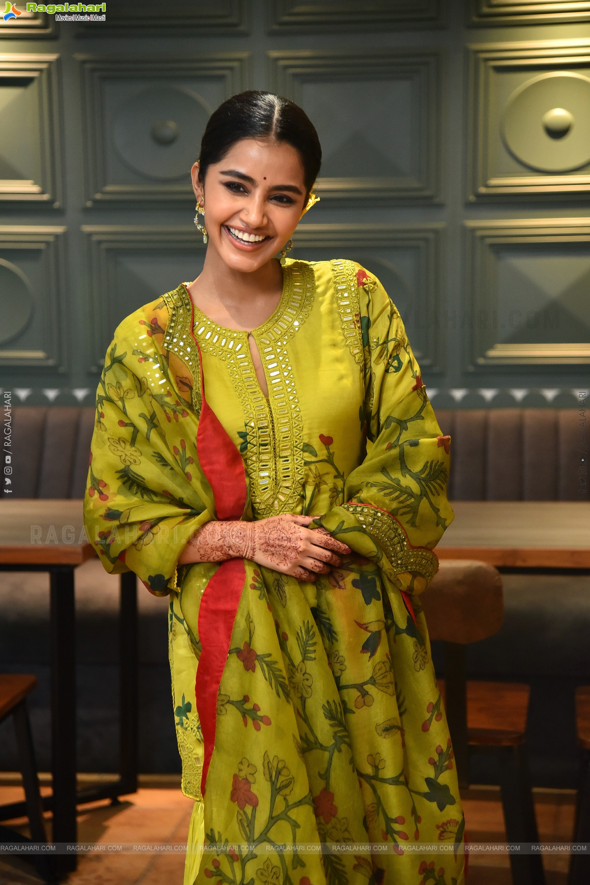 Anupama Parameswaran Stills at The Story Of a Beautiful Girl Movie First Look Launch