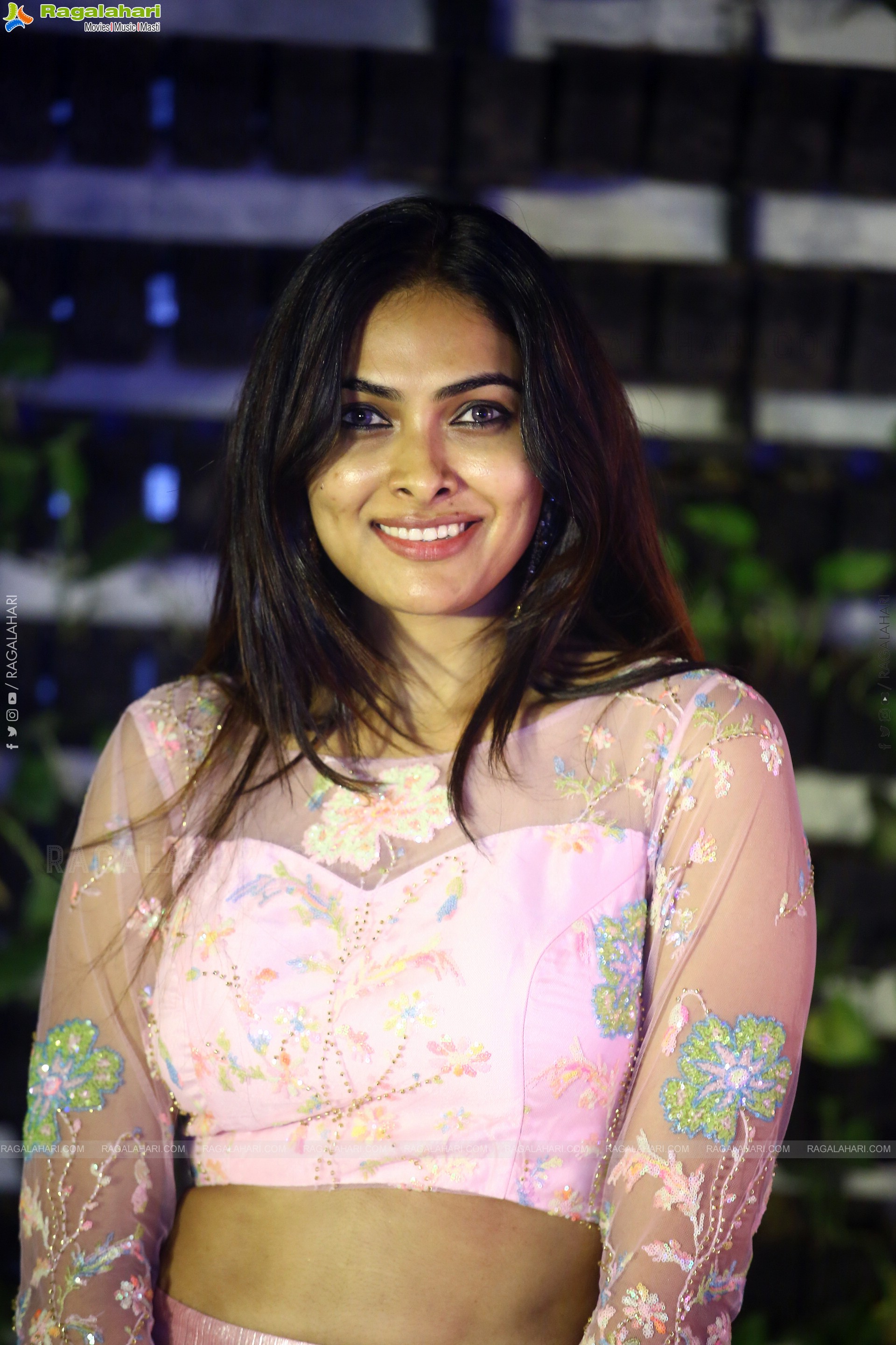Divi Vadthya at Maa Neella Tank Pre-Release Event, HD Photo Gallery