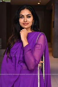 Divi Vadthya at Parampara 2 Pre-Release Event