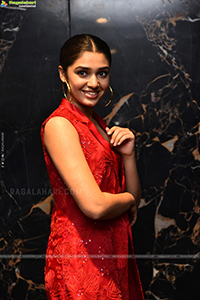 Krithi Shetty at Macherla Niyojakavargam Song Launch