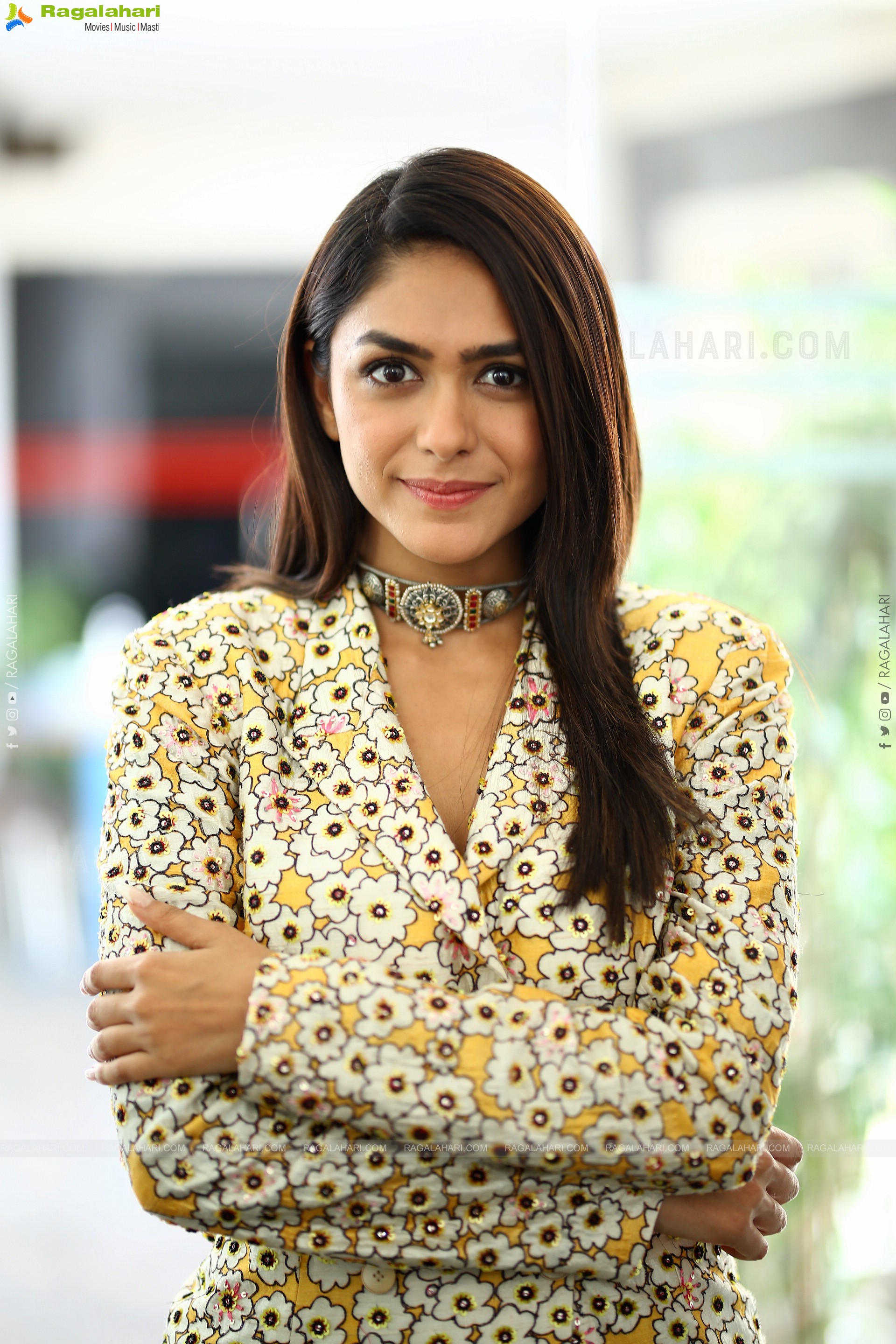 Mrunal Thakur at Sita Ramam Movie Interview, HD Photo Gallery