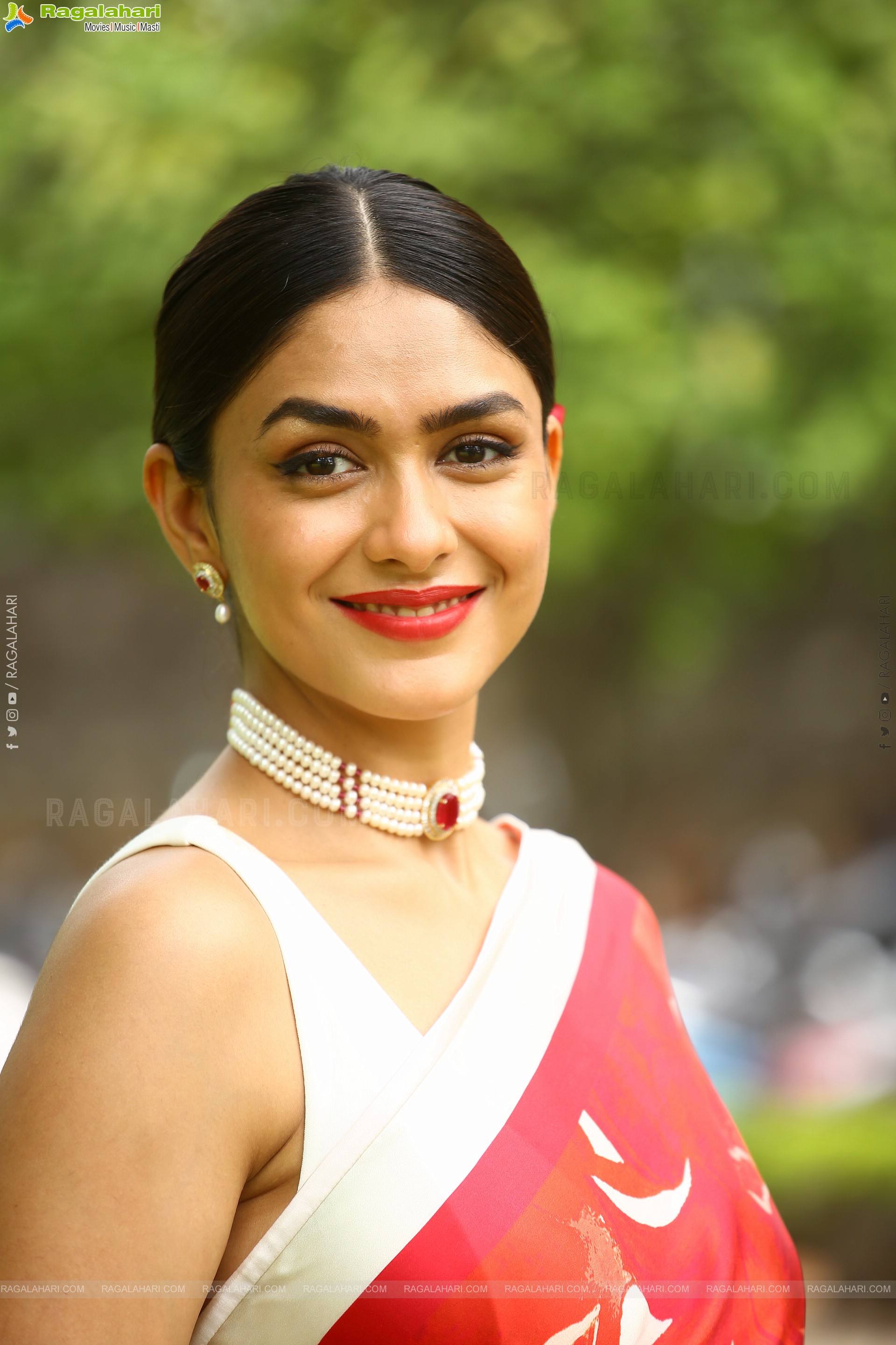 Mrunal Thakur at Sita Ramam Movie Song Launch, HD Photo Gallery