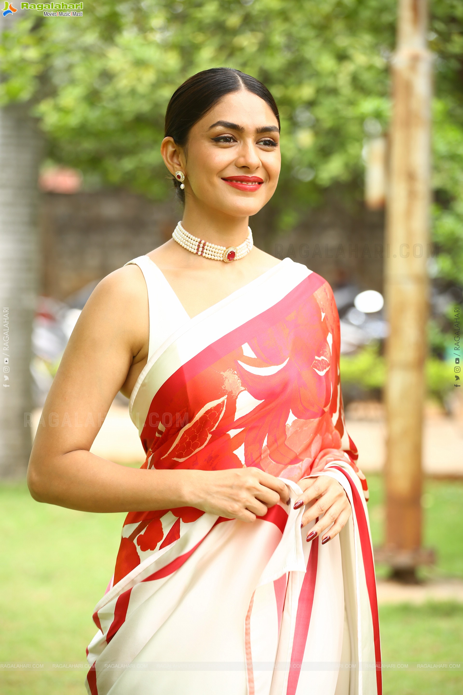 Mrunal Thakur at Sita Ramam Movie Song Launch, HD Photo Gallery