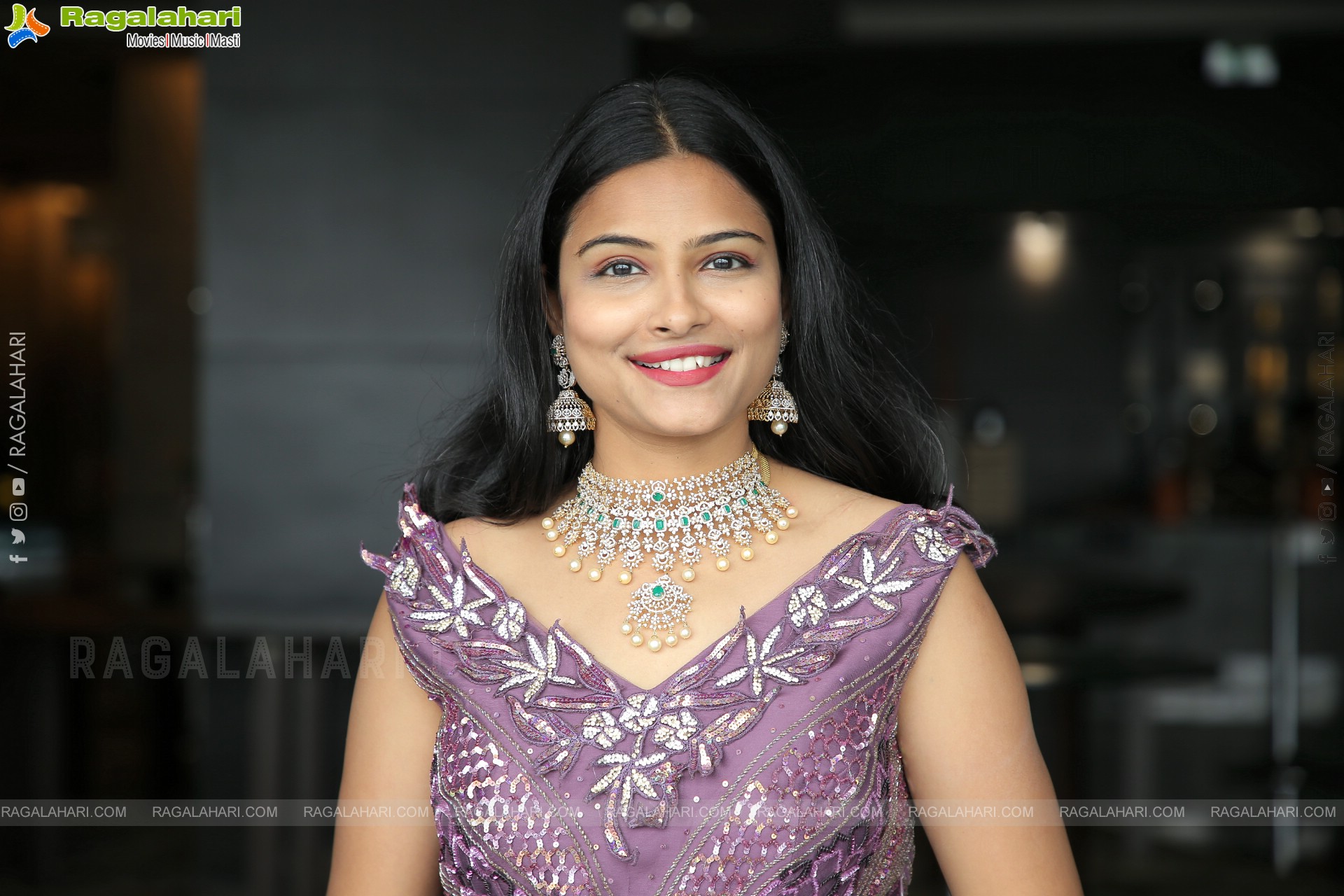 Priya Inturu Poses With Jewellery, HD Photo Gallery