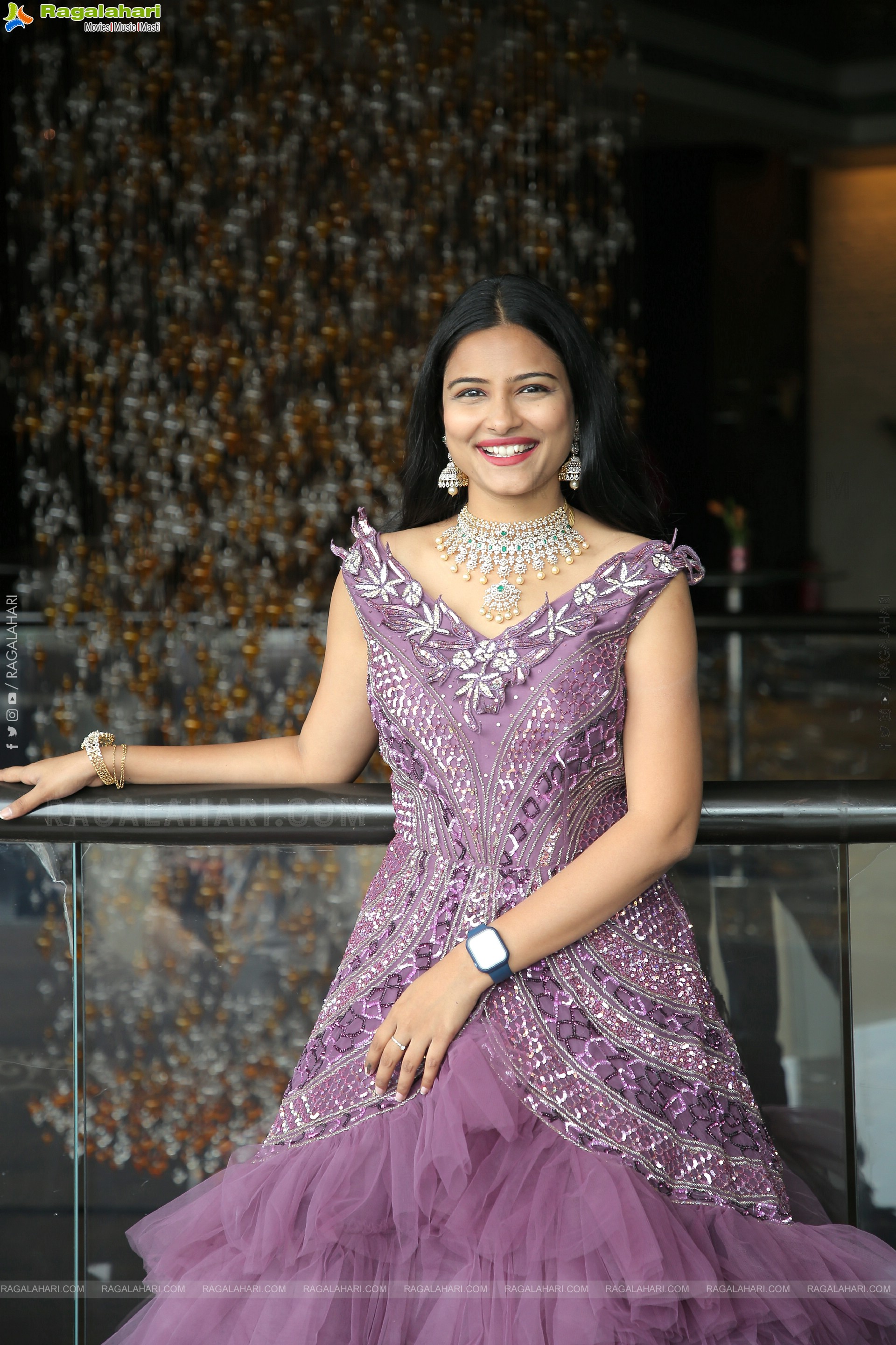 Priya Inturu Poses With Jewellery, HD Photo Gallery