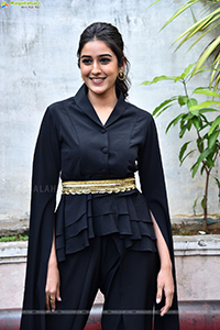 Sakshi Vaidya at Agent Teaser Launch