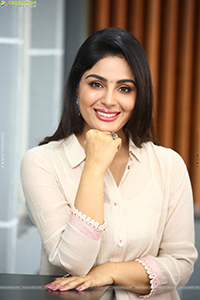 Samyuktha Menon at Bimbisara Interview