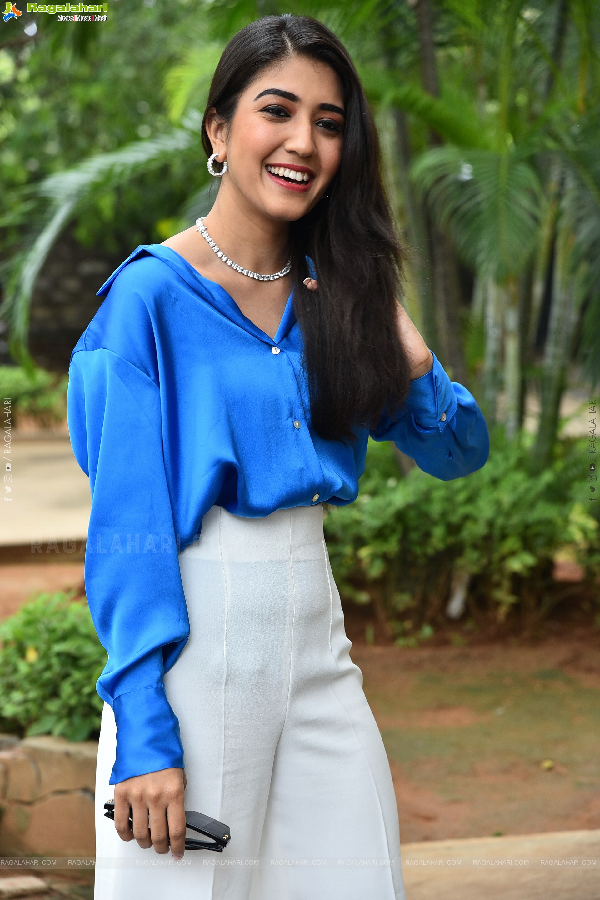 Soni Srivastava at Maatarani Mounamidi Movie Press Meet, HD Photo Gallery