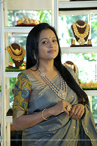 Suma Kanakala at C. Krishnaiah Chetty Jewellery