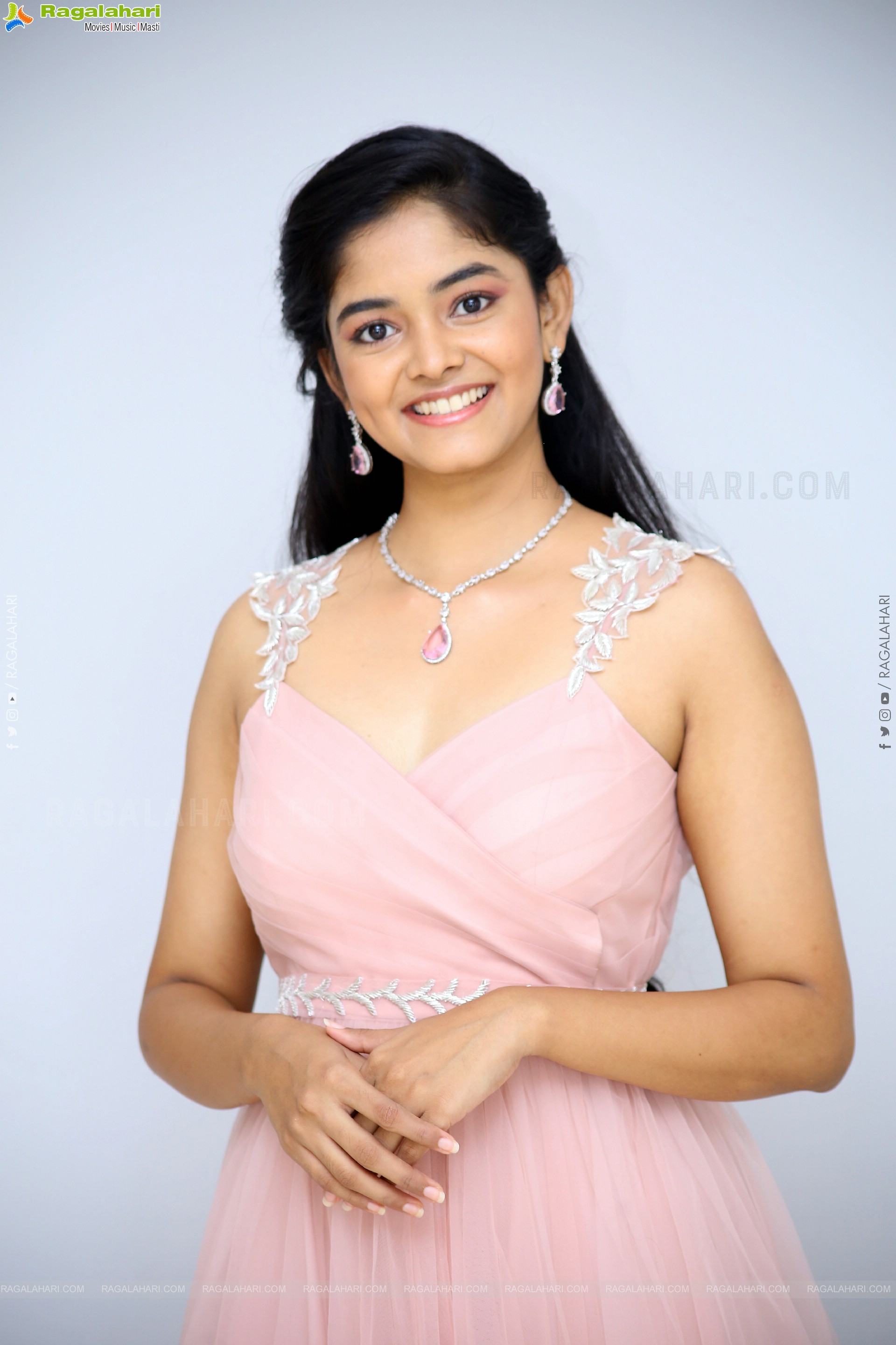 Ananya at Ardham Ayinda Arun Kumar Trailer Launch, HD Gallery