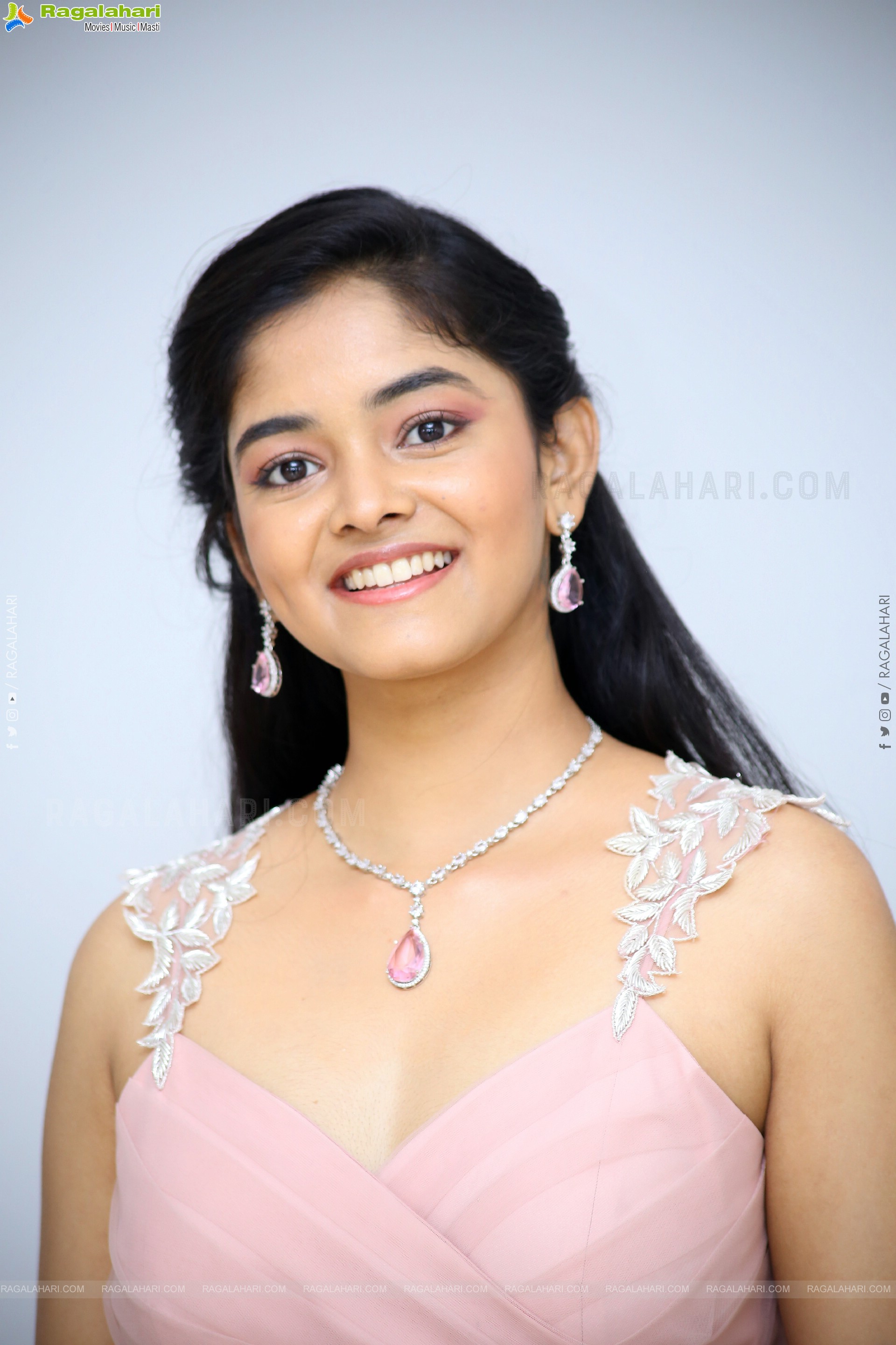 Ananya at Ardham Ayinda Arun Kumar Trailer Launch, HD Gallery