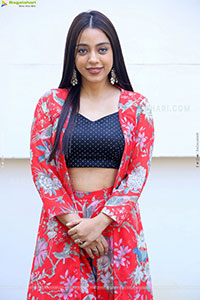Deviyani Sharma Stills at Saithan Trailer Launch