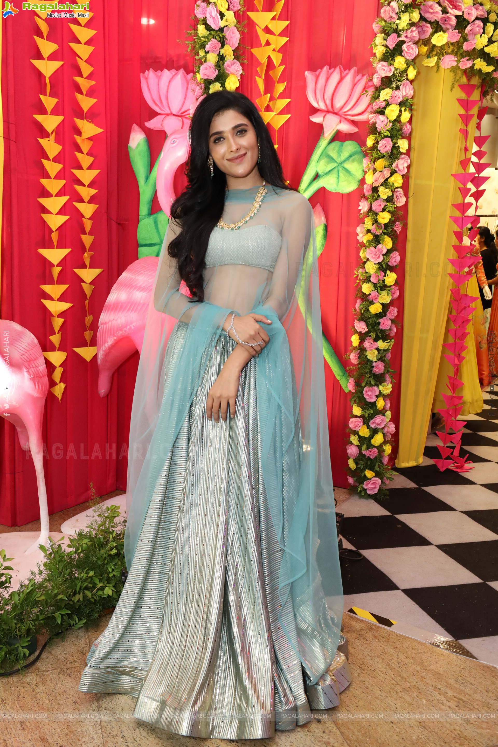 Geethika Tiwary at Hi Life Exhibition, HD Gallery