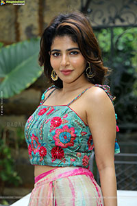 Iswarya Menon at Spy Movie Interview, HD Gallery