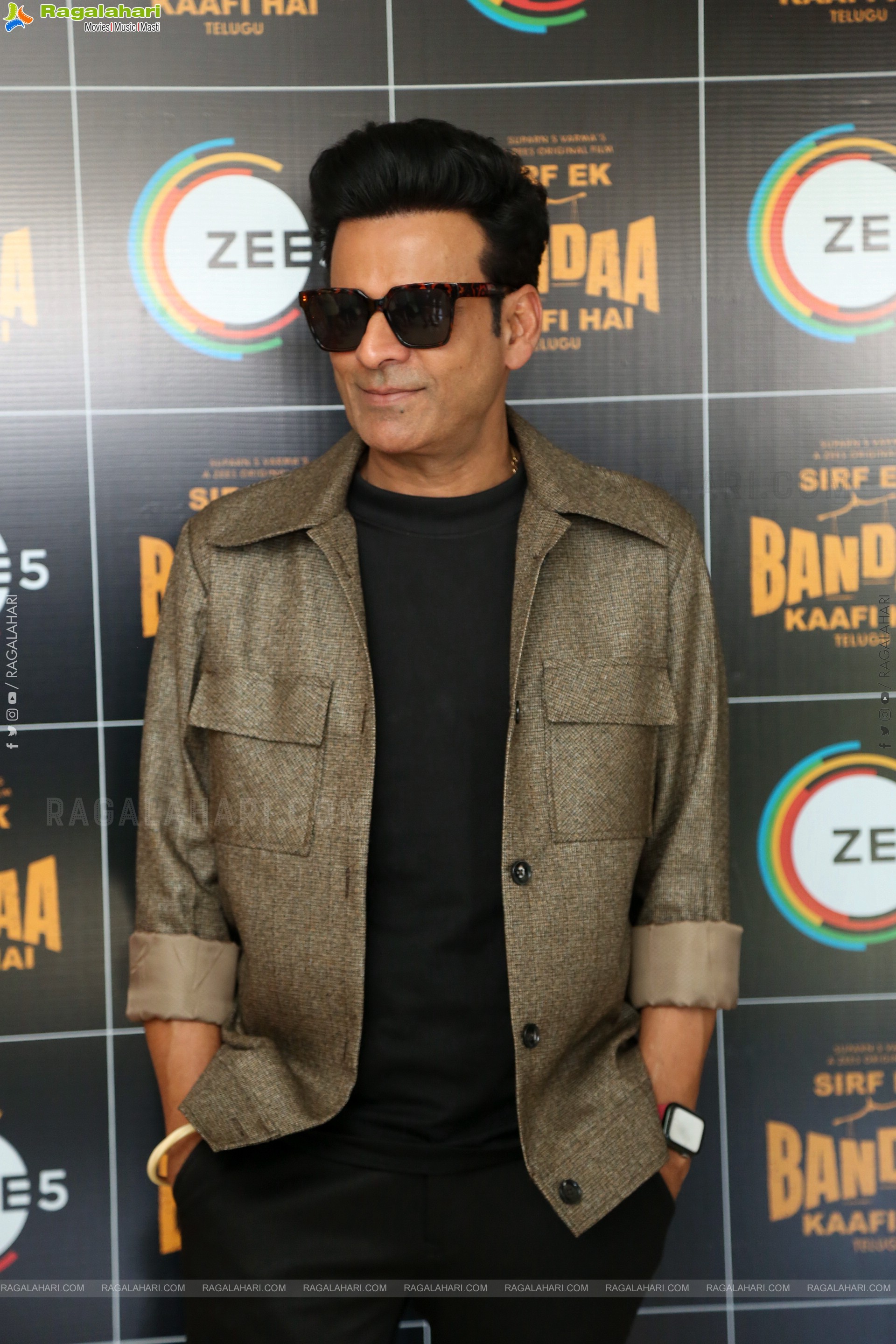 Manoj Bajpayee at Sirf Ek Bandaa Kaafi Hai Pressmeet, HD Gallery