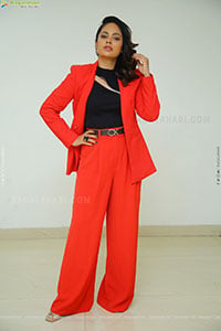 Nandita Swetha at OMG Movie Pressmeet, HD Gallery