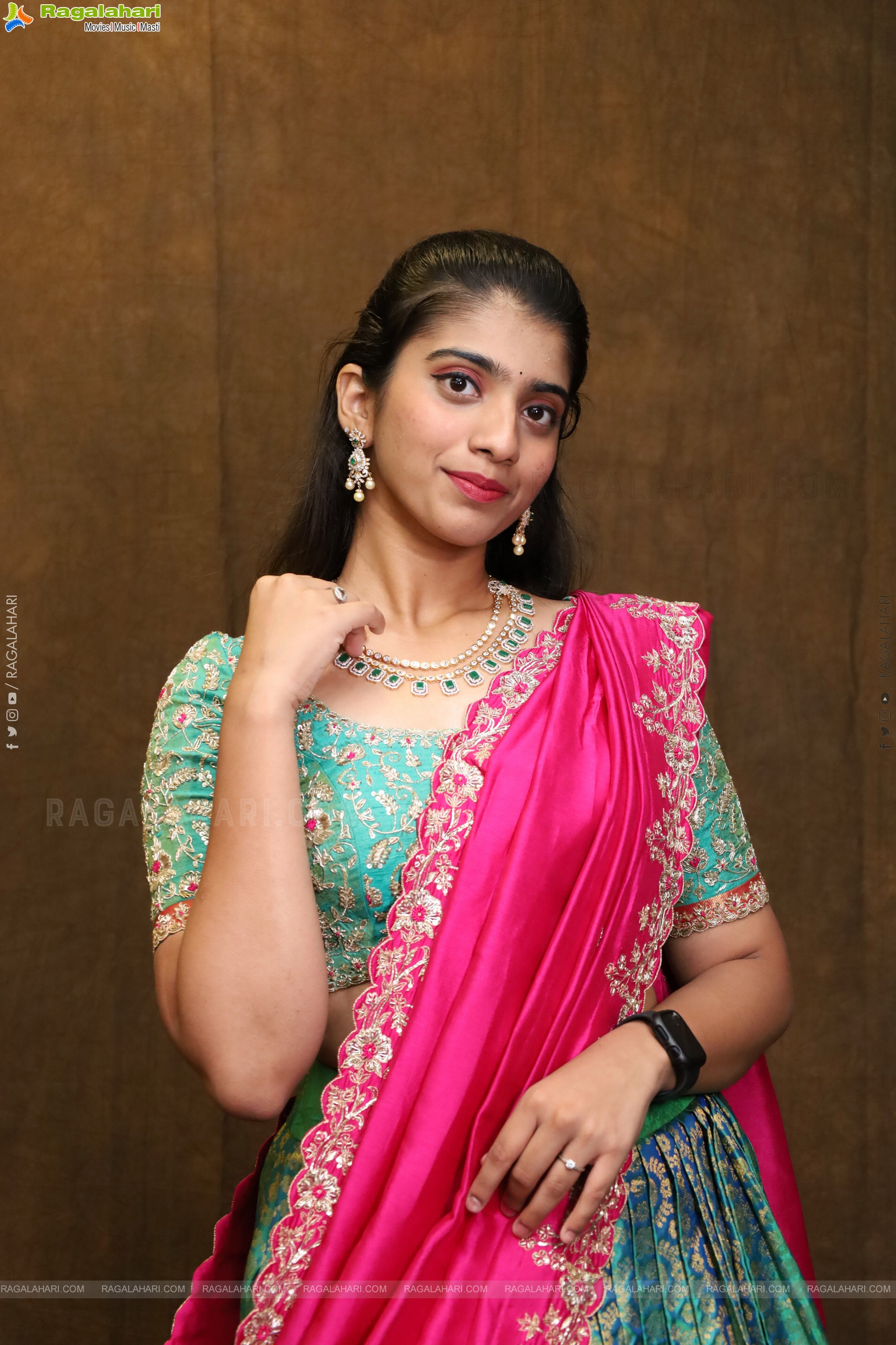 Nikita Choudary New Stills, HD Photo Gallery