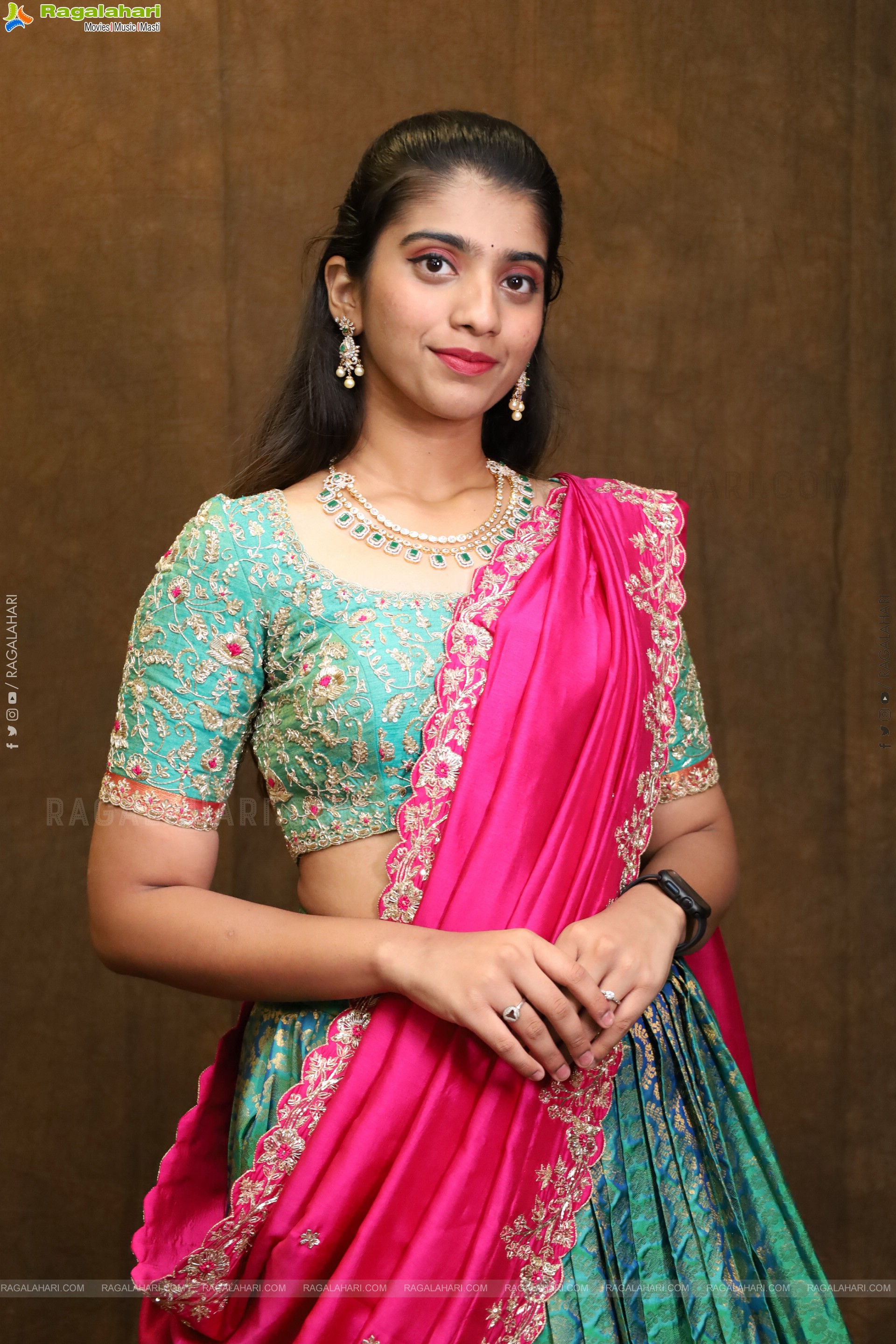 Nikita Choudary New Stills, HD Photo Gallery