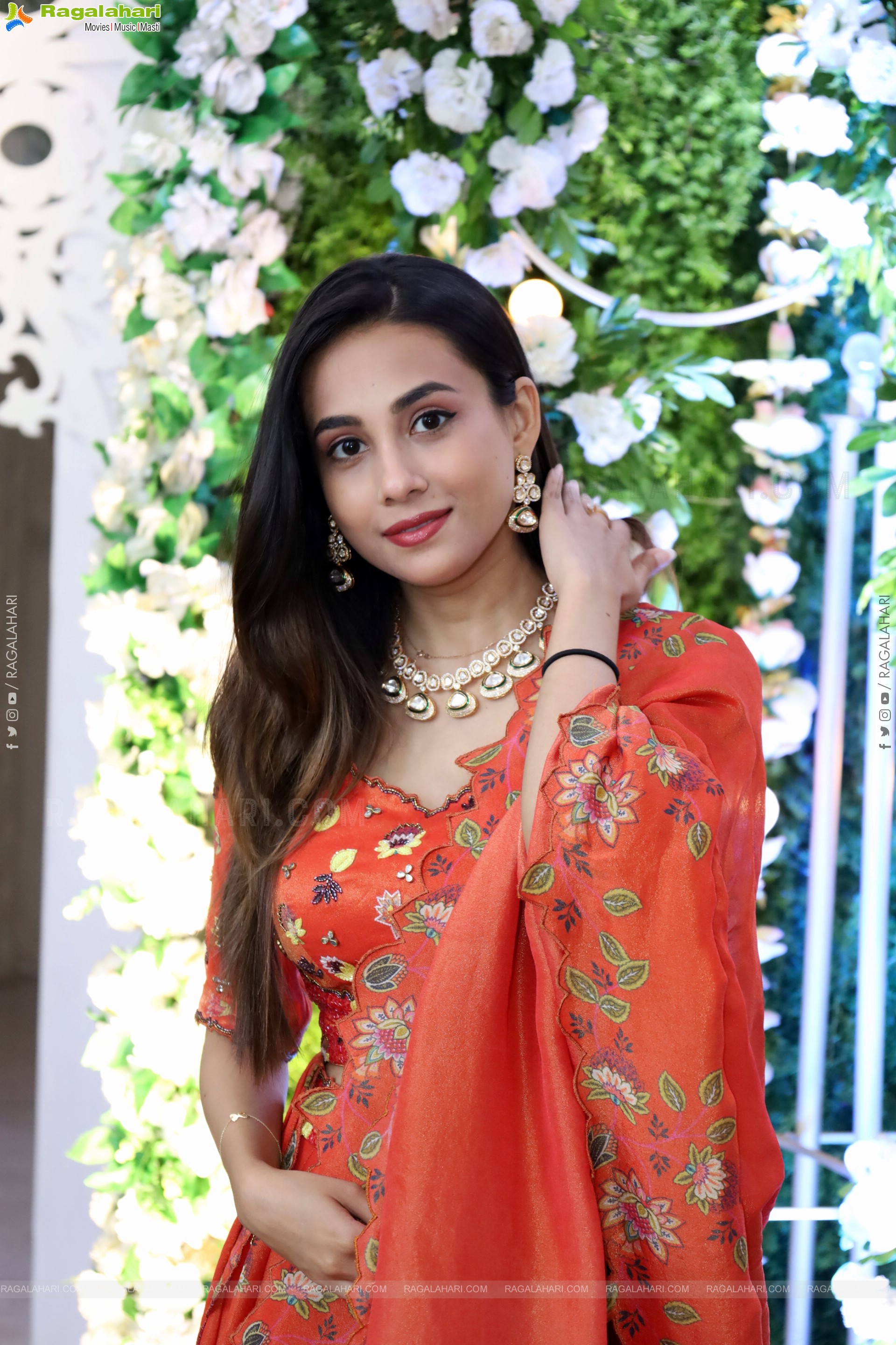 Nishat Shaik Latest Stills, HD Photo Gallery