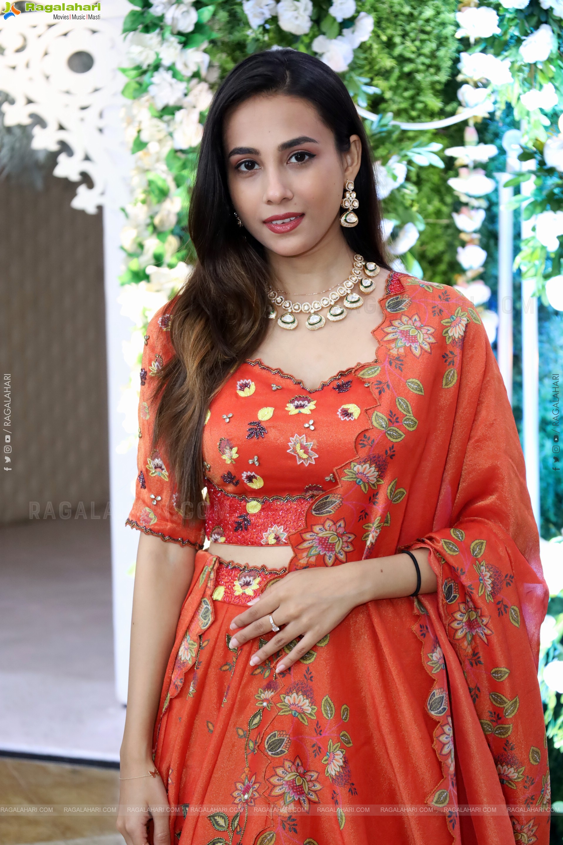 Nishat Shaik Latest Stills, HD Photo Gallery