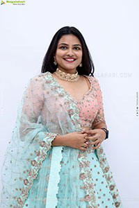 Priya Inturu Latest Stills, HD Gallery