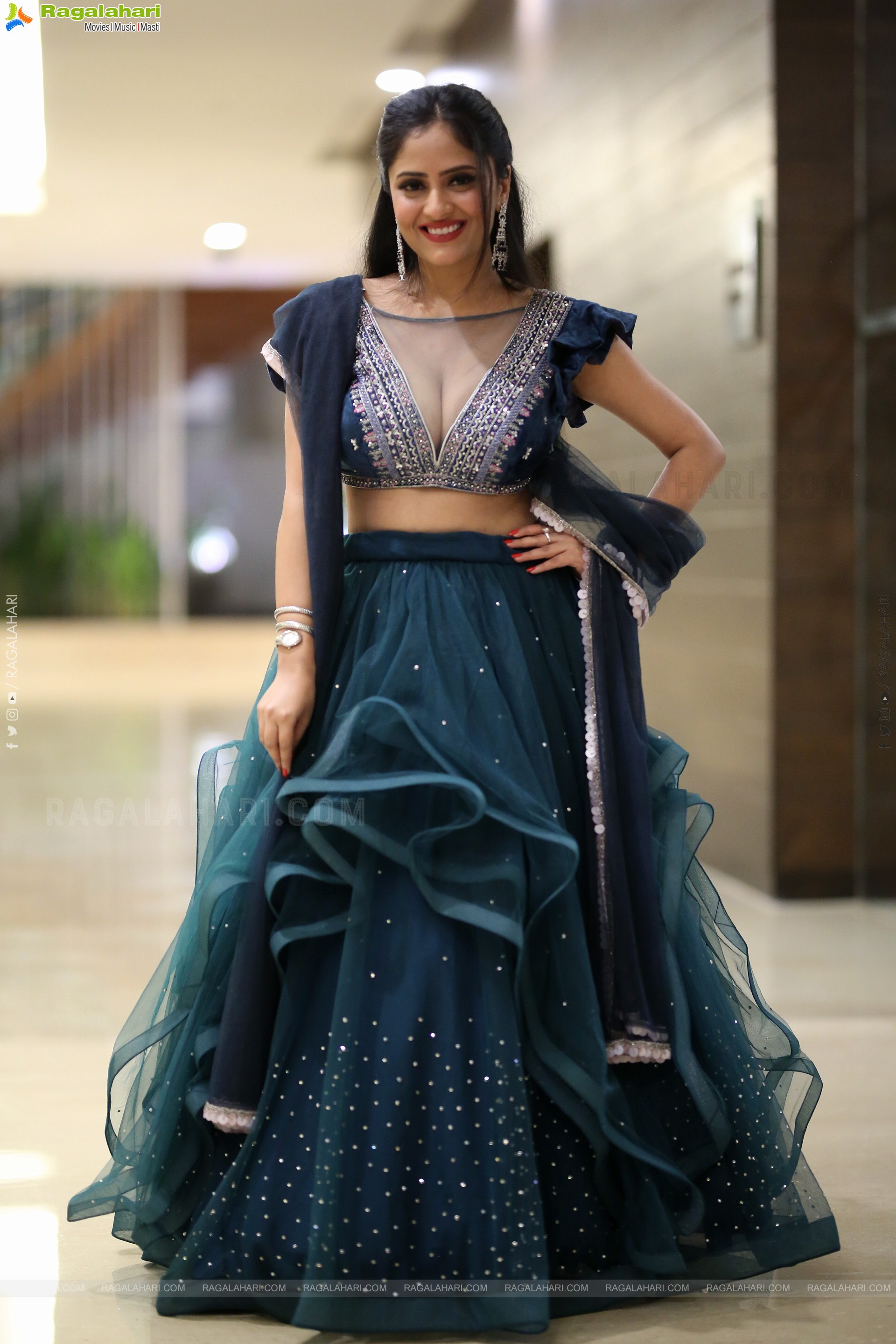 Sanya Thakur at Spy Pre Release Event, HD Gallery