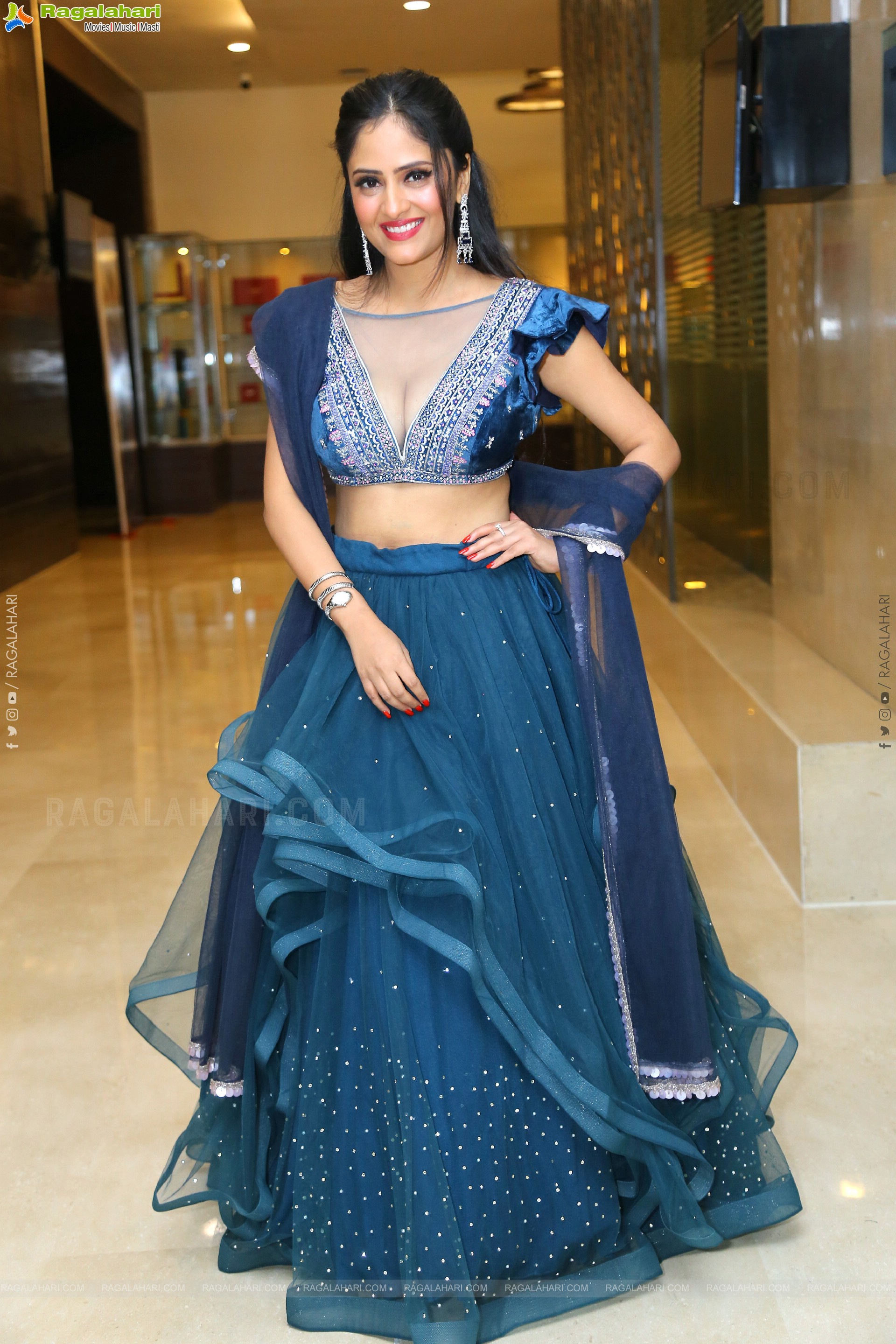 Sanya Thakur at Spy Pre Release Event, HD Gallery