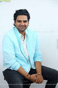 Sree Vishnu at Samajavaragamana Interview, HD Gallery