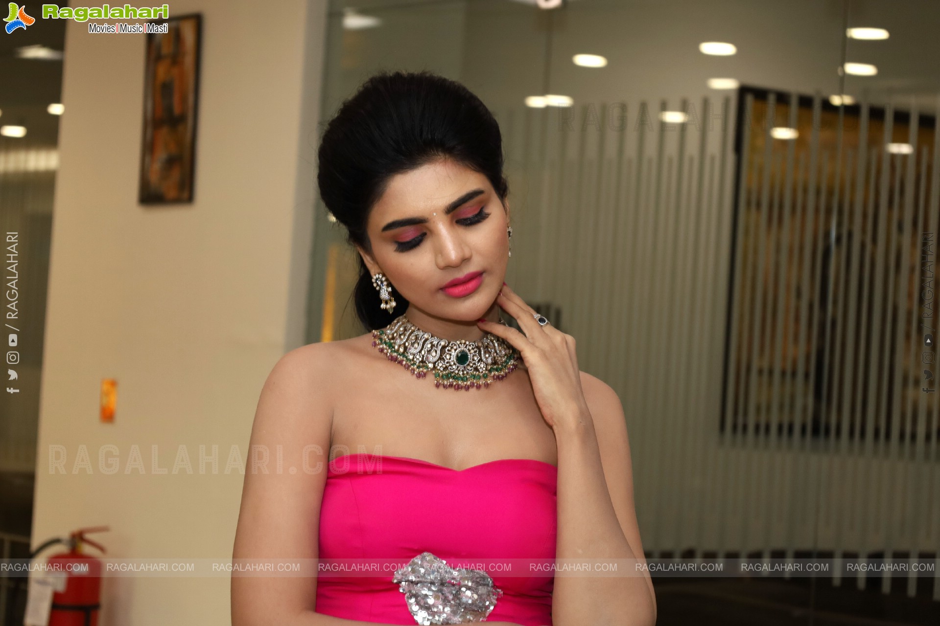 Varsha at Hi Life Exhibition, HD Gallery