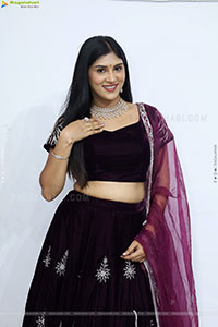 Aparna Reddy at Hi Life Jewels Event, HD Gallery 